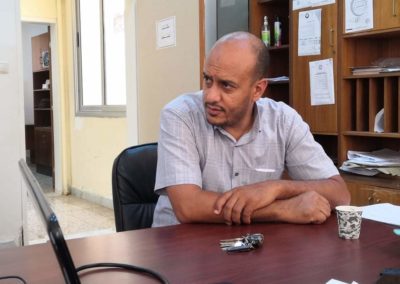 زار المدير التنفيذي لمركز تقنية المعلومات التابع لجامعة بنغازي د.يونس البدري مقر كلية التمريض بالكويفية رفقة الأستاذ أحمد بن هلوم . التقى البدري وابن هلوم مسجل عام الكلية أ. مبروك الشقعابي ورئيس قسم الدراسة والامتحانات أ.نعيمة البرغثي وتم مناقشة إجراءات إنشاء منظومة الدراسة والامتحانات بكلية التمريض.